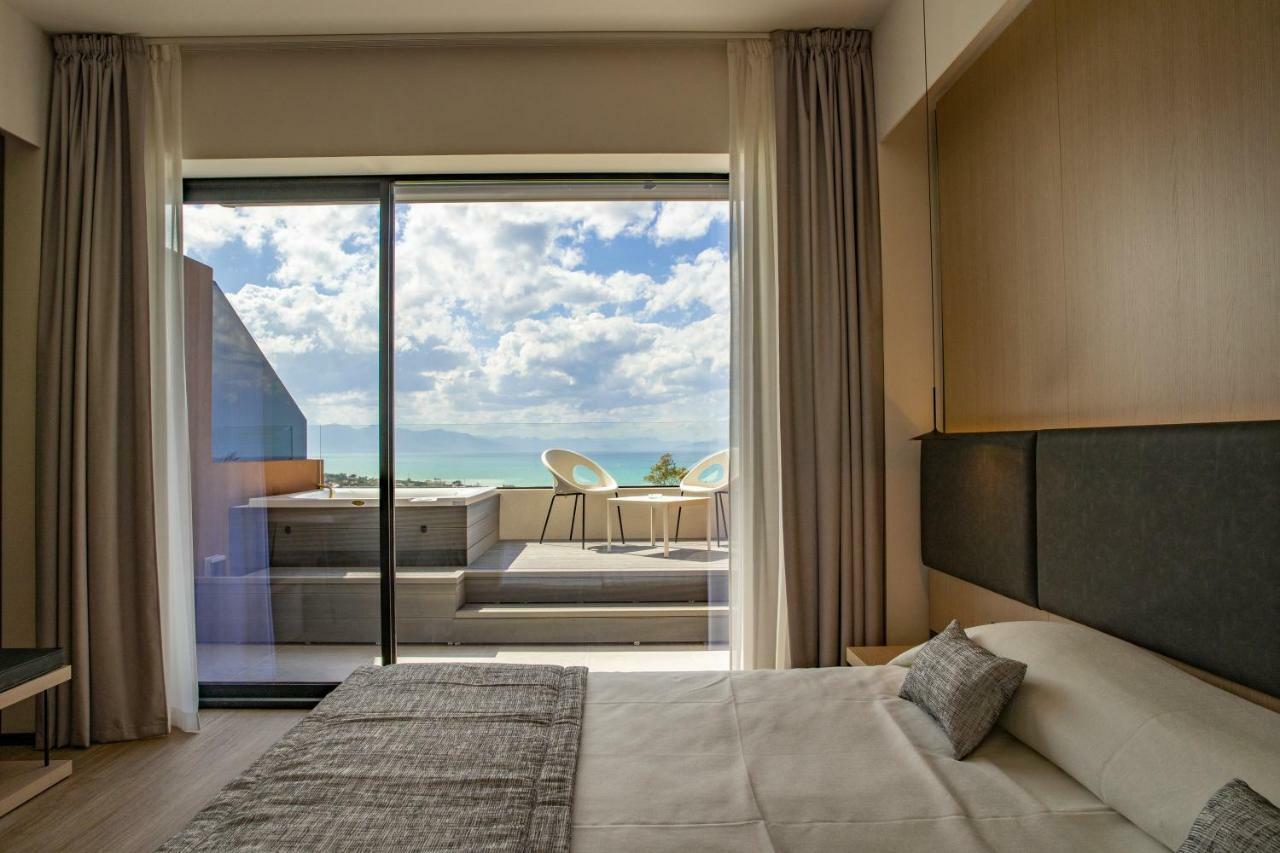 Hotel Costa Verde 切法卢 外观 照片